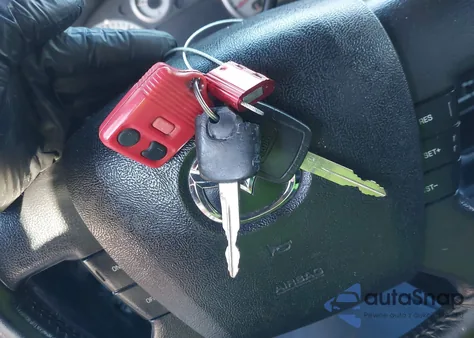 2004 Mazda B3000 Ds z USA, uszkodzony, nr VIN 4F4YR12U64TM01577